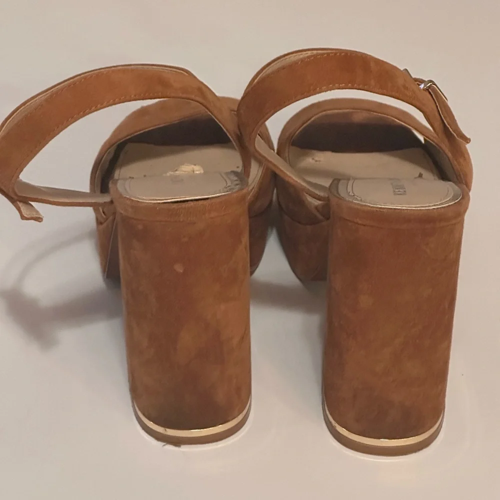 Kenneth Cole New York Dolly 115 Platform Brown Suede Sandals